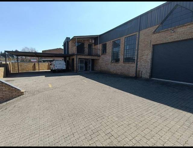 INDUSTRIAL PROPERTY TO RENT IN LASER PARK